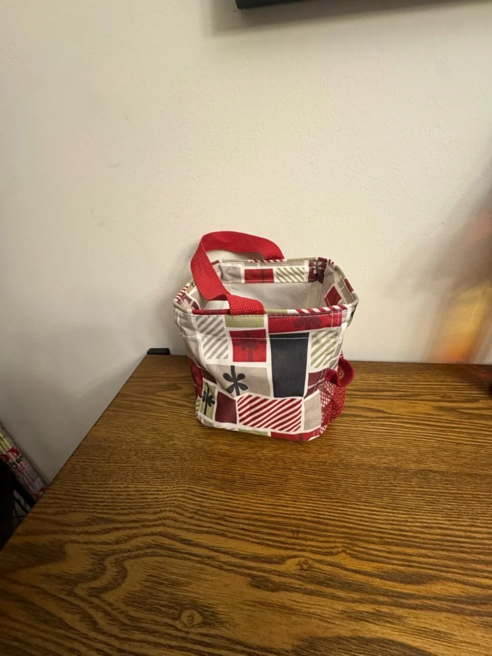 Thirty-One Littles Carry-All Caddy | Hello Holiday Pattern - GUC